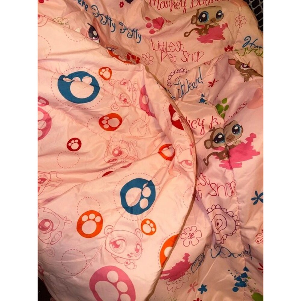 Full-size littlest pet shop comforter vintage